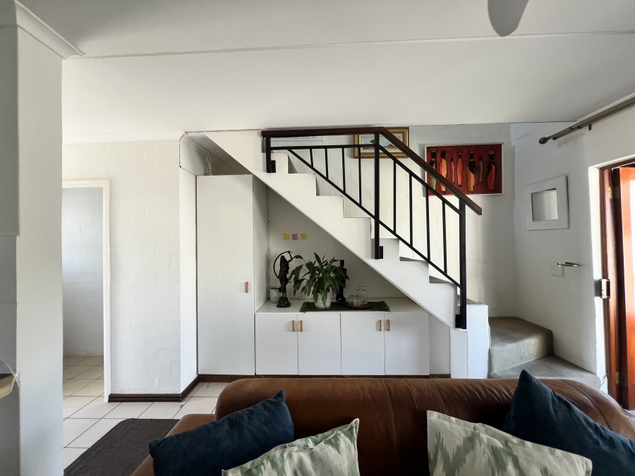 To Let 2 Bedroom Property for Rent in Parklands Western Cape